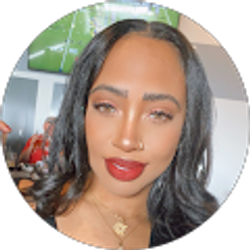 Profile photo of Dara The Stylist