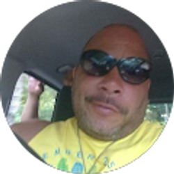 Profile photo of Dennis Soto