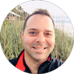 Profile photo of Carlos Lorenzo