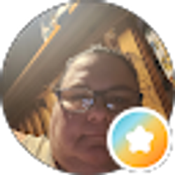 Profile photo of Catherine Luna