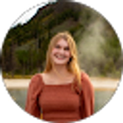 Profile photo of Mia Troska