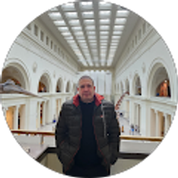 Profile photo of César Ruiz Hidalgo