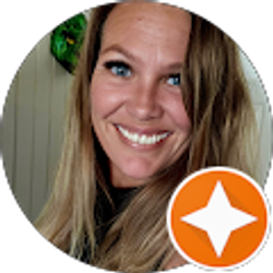 Profile photo of Nikki Ferguson