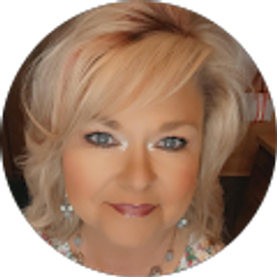 Profile photo of Shelly Cole