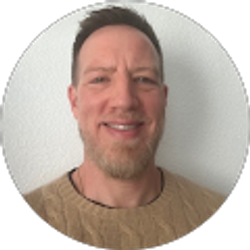 Profile photo of Jonathan Laue
