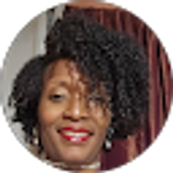 Profile photo of Nadia Pitt