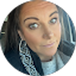 Profile photo of Jenny Suggs