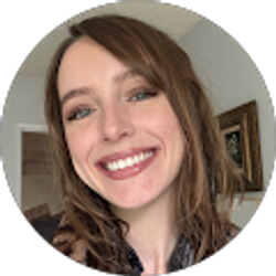 Profile photo of Robyn Holmberg