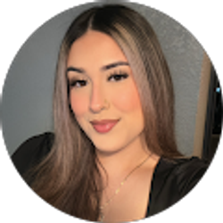 Profile photo of Stefaney Ledezma