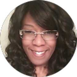 Profile photo of Nicole Shands