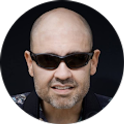 Profile photo of Ross Long