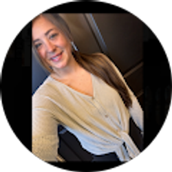 Profile photo of Danielle Gill