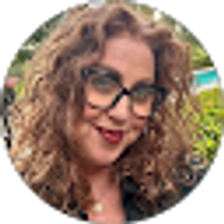 Profile photo of Sara Vita