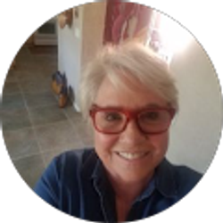 Profile photo of Lauren Barker