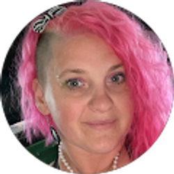 Profile photo of Jessica Roff