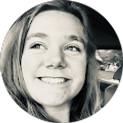 Profile photo of Jenna Deinert