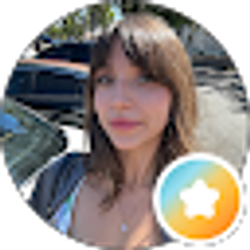 Profile photo of Bella Shoden