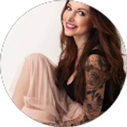 Profile photo of Britt Thomas