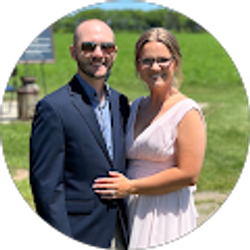 Profile photo of Kyle and Emily Lewandowski