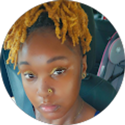 Profile photo of Leslie Shenice