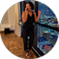 Profile photo of Kelli Taylor