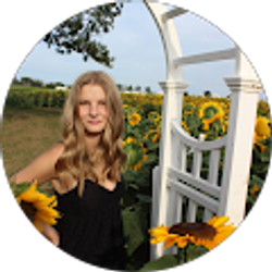 Profile photo of Madilynn Bush