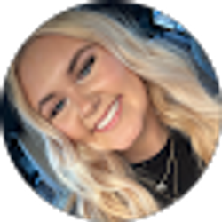 Profile photo of Maggie Davis