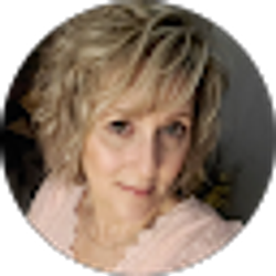 Profile photo of Angela Oravetz