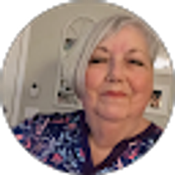 Profile photo of Gloria Moss