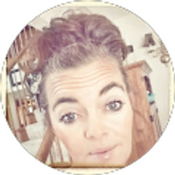 Profile photo of Jennifer Gallardo