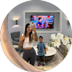 Profile photo of Jenni mejia