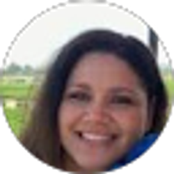 Profile photo of Ana Manzo