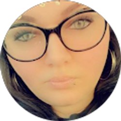 Profile photo of Julianne Israel