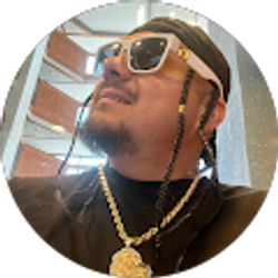 Profile photo of Carlos Holguin