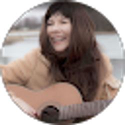 Profile photo of Nancy Honeytree