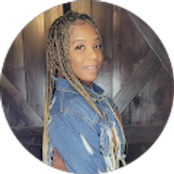 Profile photo of Demetrice Hunter