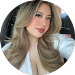 Profile photo of Kelly Martinez