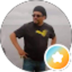 Profile photo of Leonardo Larios