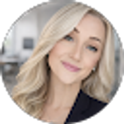 Profile photo of Tori Johnson