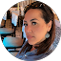Profile photo of Kenia Santos