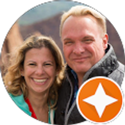 Profile photo of Erik & Danielle Laver