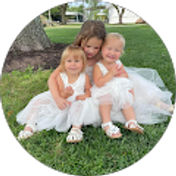 Profile photo of Tracy Story