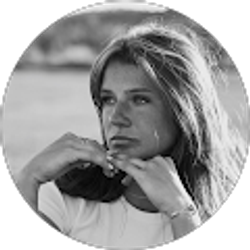 Profile photo of Carlie Aucoin