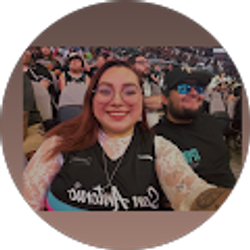 Profile photo of Elizabeth Bustos
