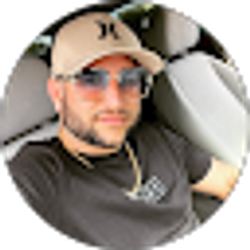 Profile photo of Yoander Andres