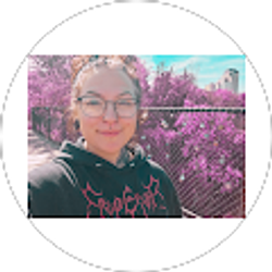 Profile photo of Alora Schneck