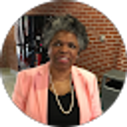 Profile photo of Sarah Ford