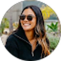 Profile photo of Danielle Manzano