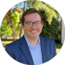 Profile photo of Cameron Arnold