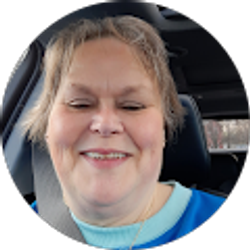 Profile photo of Lisa Weber